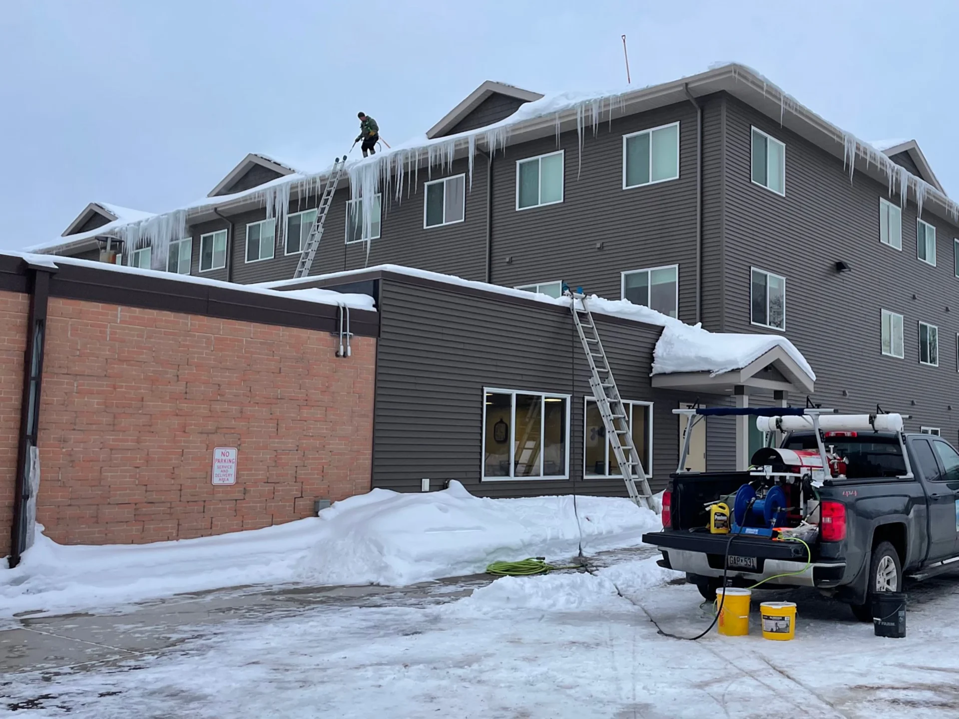 Commercial ice dam removal